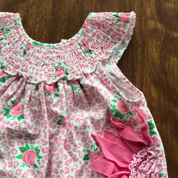 Mudpie | Smocked flower dress/tunic - Picture 2 of 4